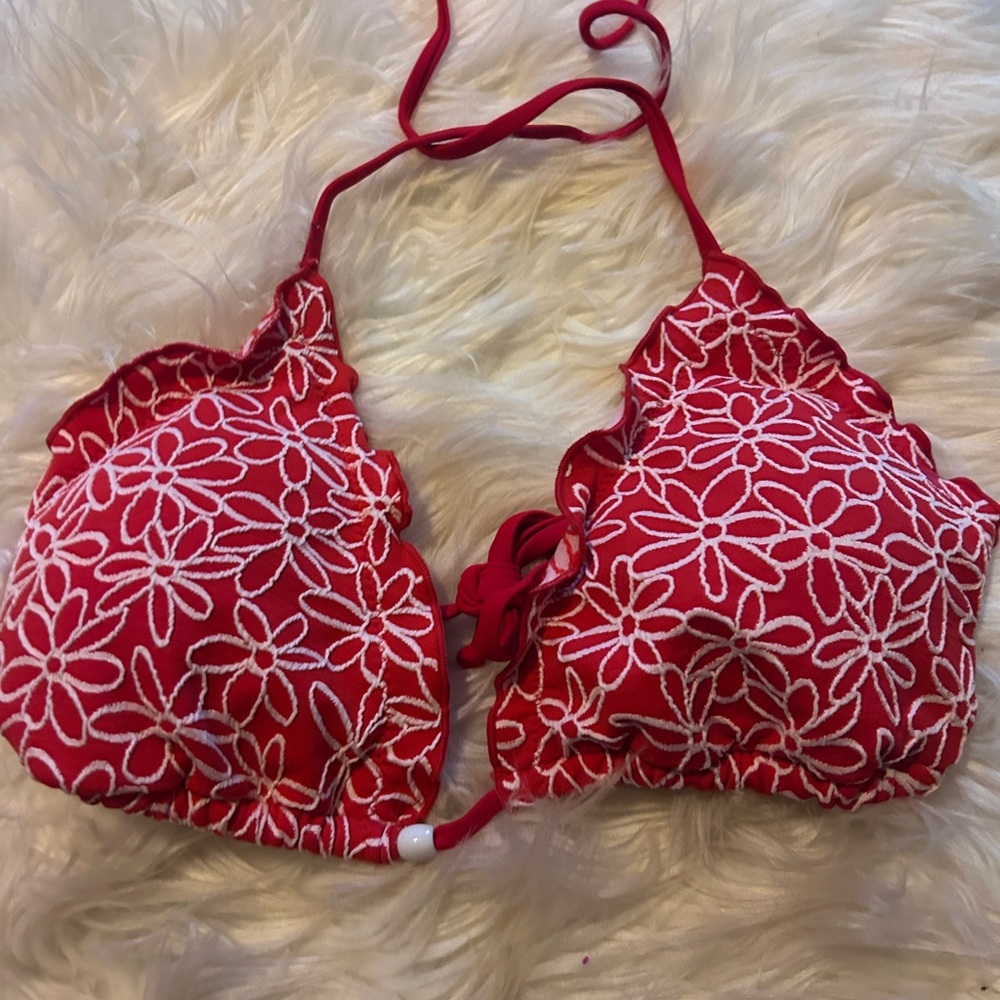 Red Floral Embroidered Bikini Set | Triangle Top Tie Side Bottom  Swimsuit - Picture 4 of 7